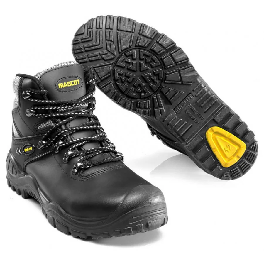 Mascot F0074 902 Veiligheidsschoenen hoog Zwart Geel online kopen bij CDM. Snelle levering goede prijzen en een TOP service. 9 2 score van echte klanten
